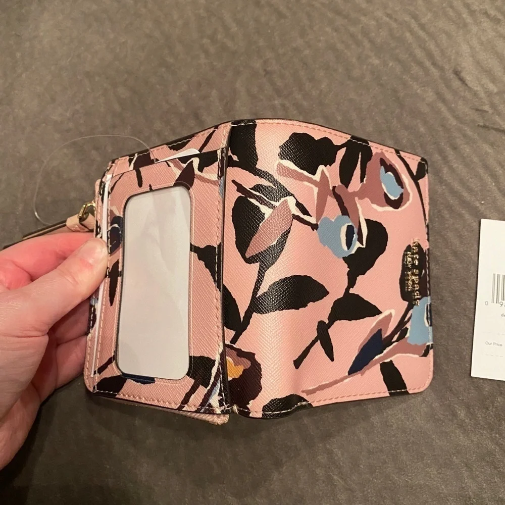 NWT Kate spade wallet